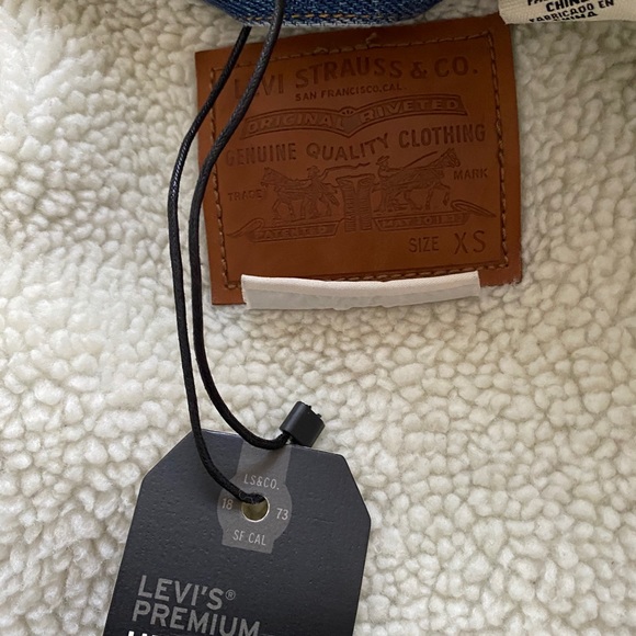 Levi’s Jacket - Picture 8 of 8